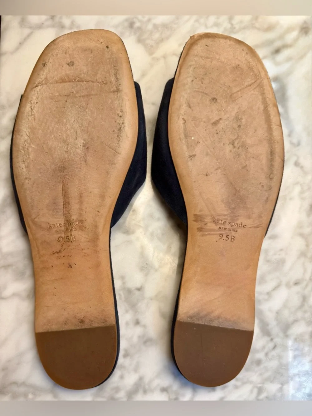 Kate Spade Navy Amour Pom Pom Slide Sandals Suede Flat Slip-On. Size 9.5 - Picture 10 of 10